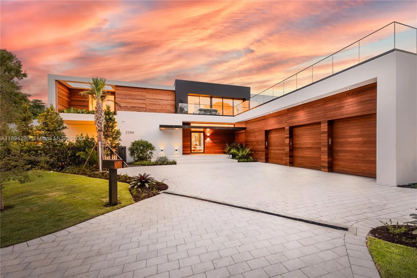 2288 Sunset Dr