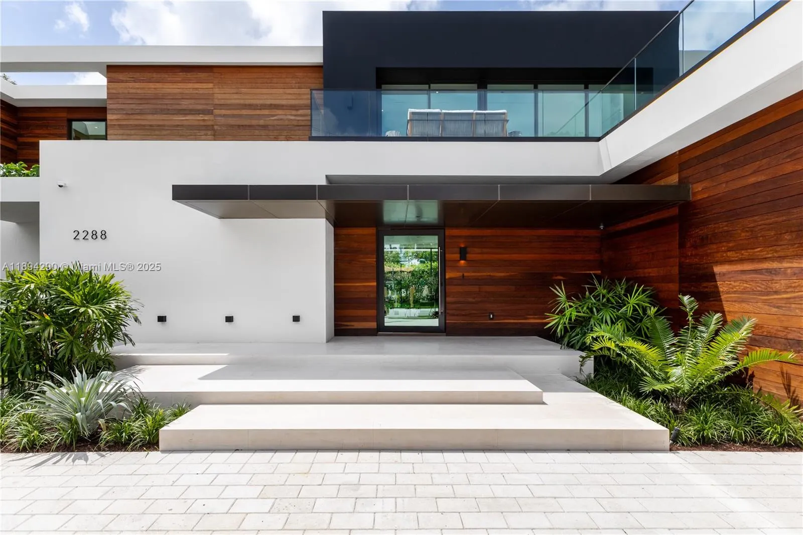 2288 Sunset Dr