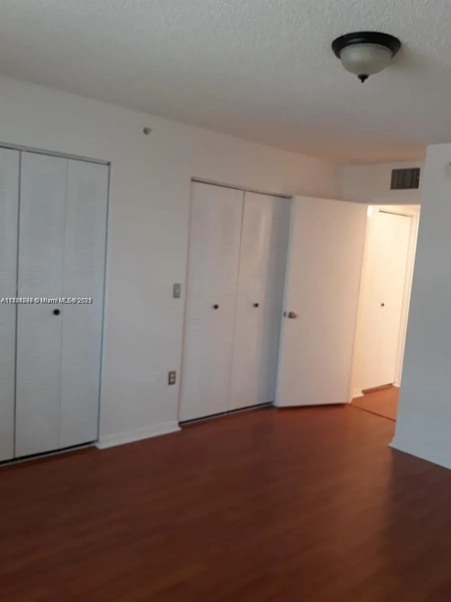 2123 Renaissance Blvd, #207