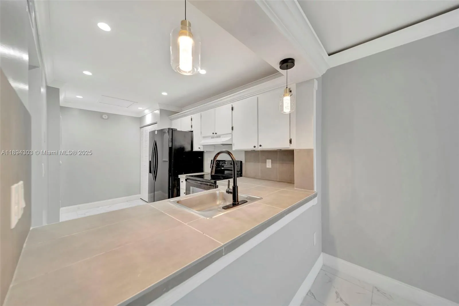 871 NE 207th Ter, #4-202