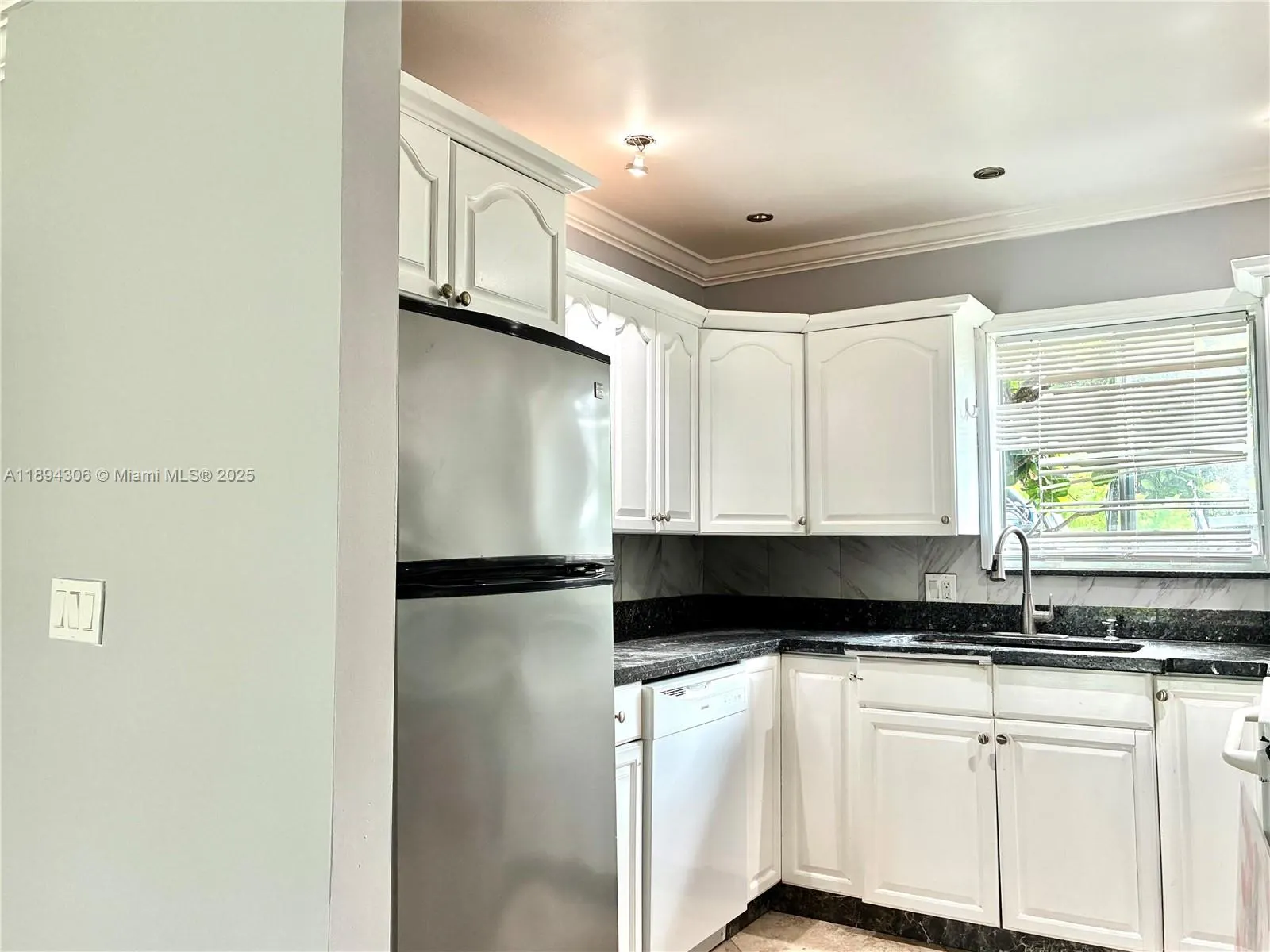 200 S Waterway Dr S, #101