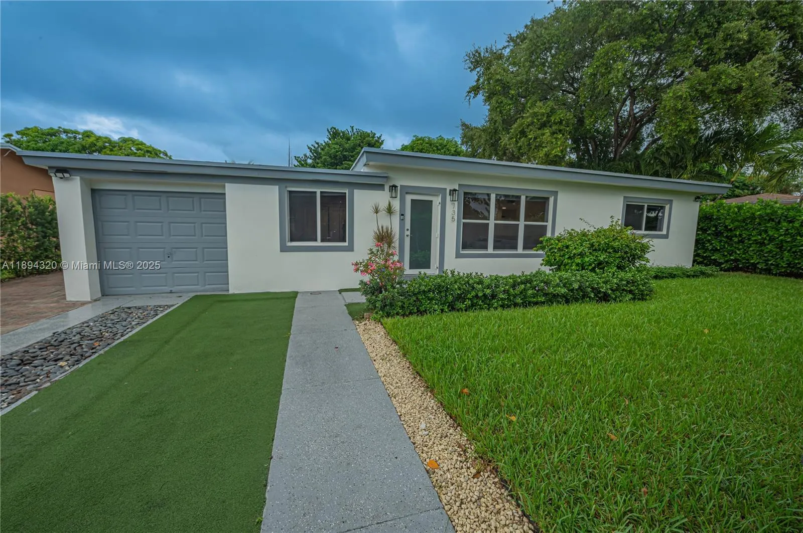 735 NW 122nd St
