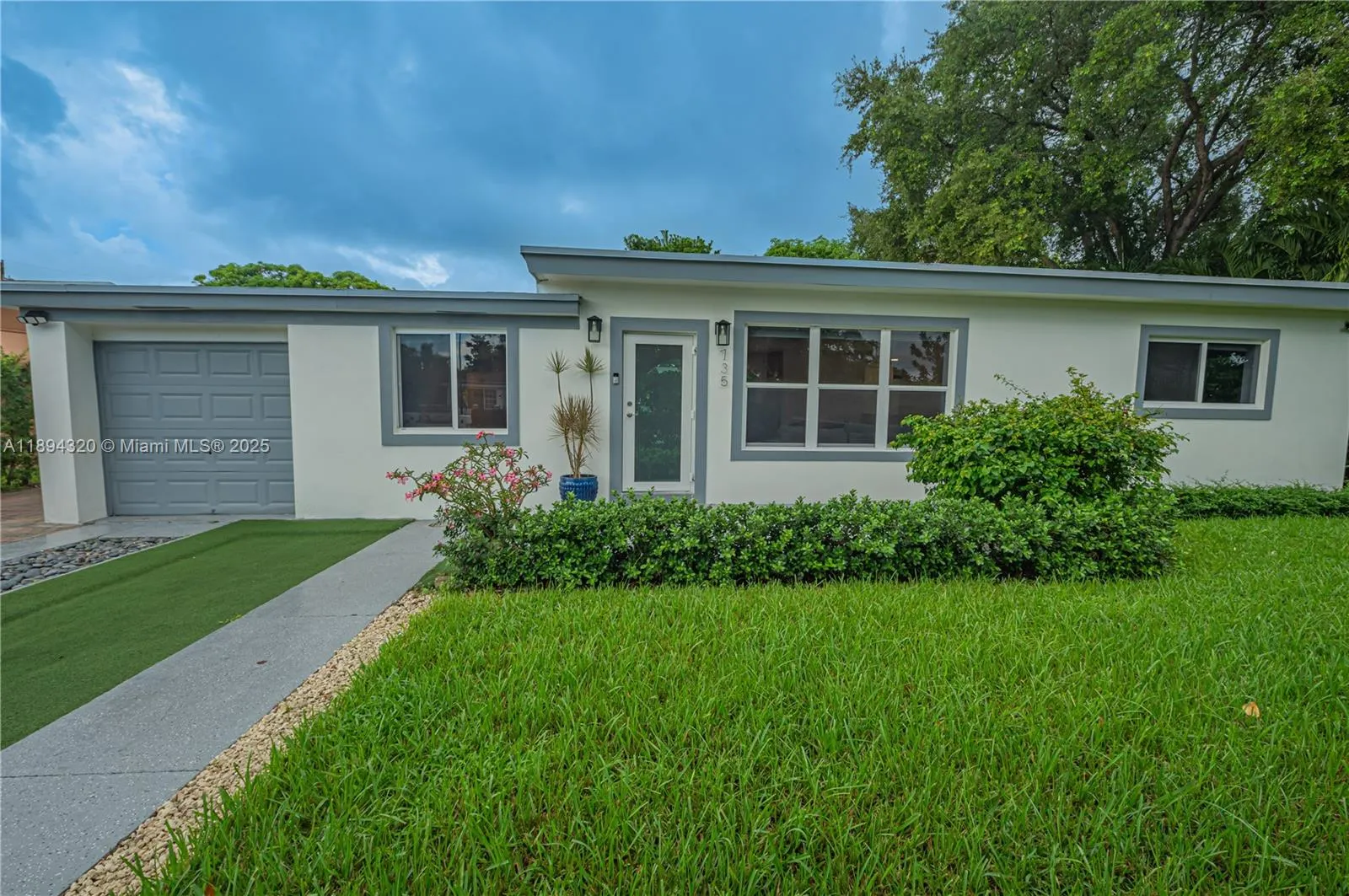 735 NW 122nd St