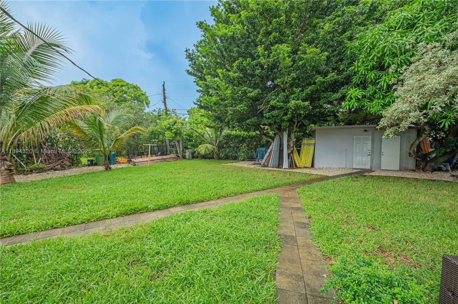 735 NW 122nd St
