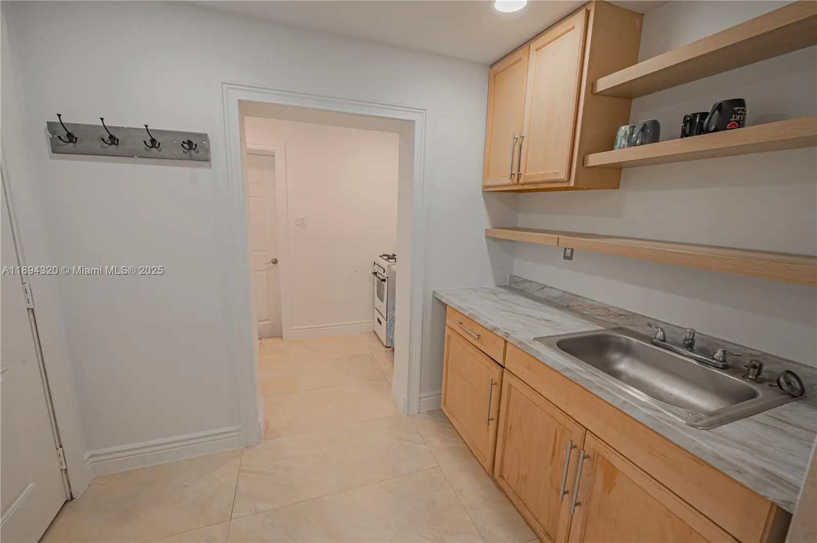 735 NW 122nd St