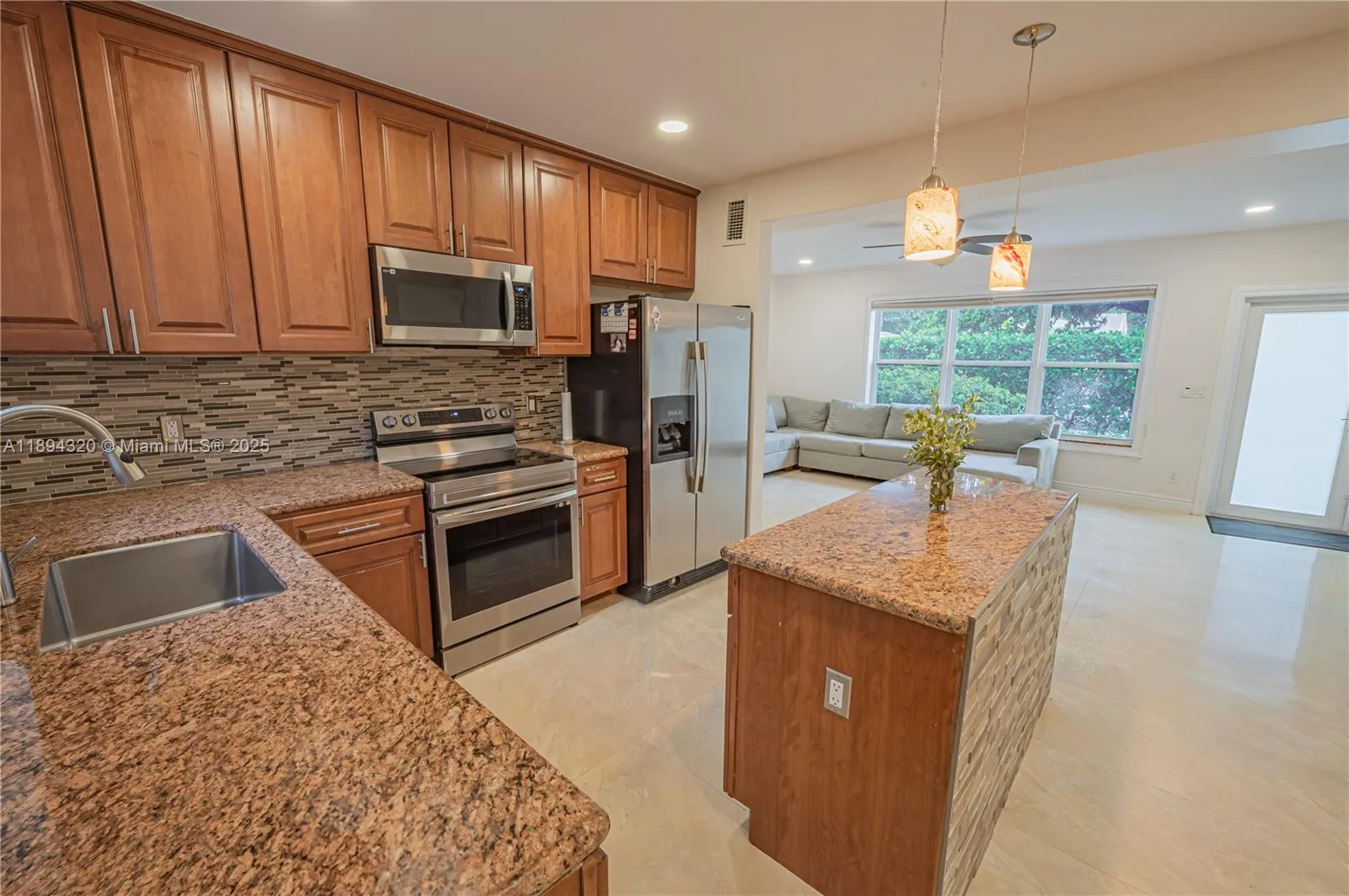 735 NW 122nd St