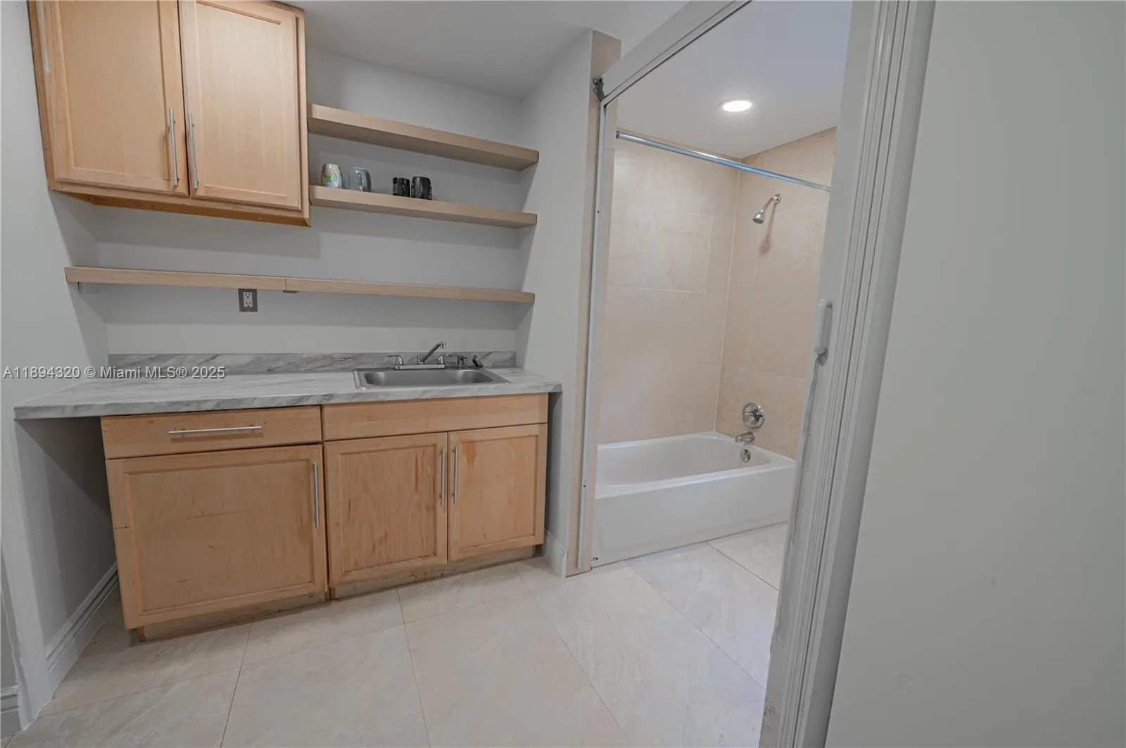 735 NW 122nd St