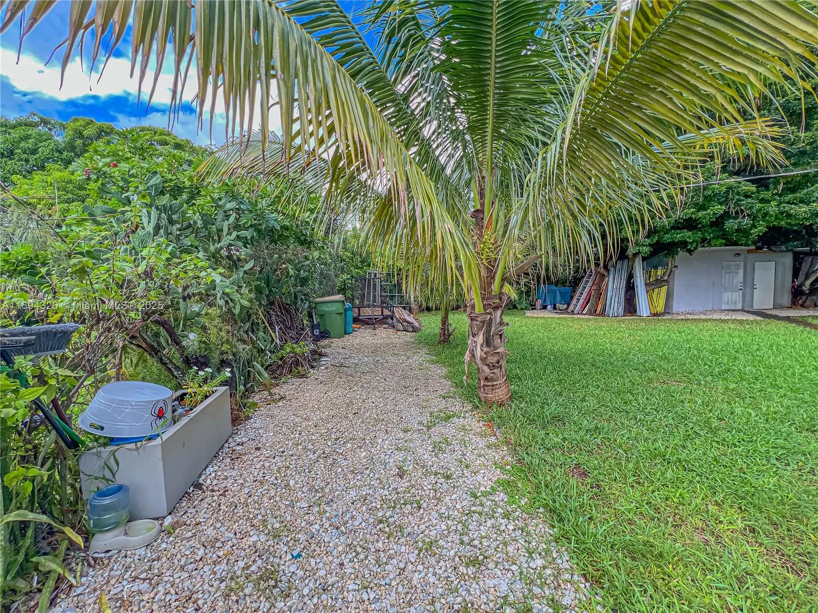 735 NW 122nd St