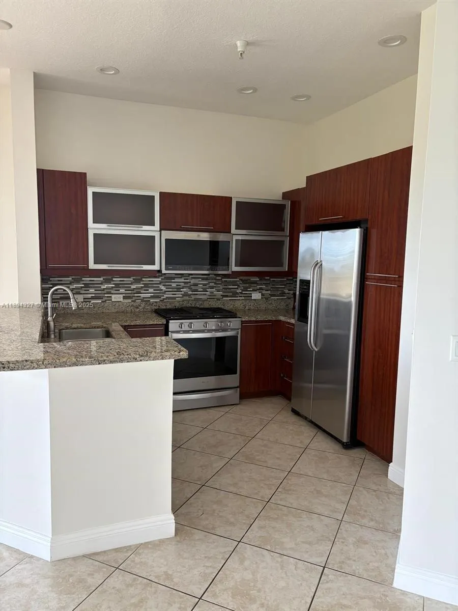 3020 NW 125th Ave, #415