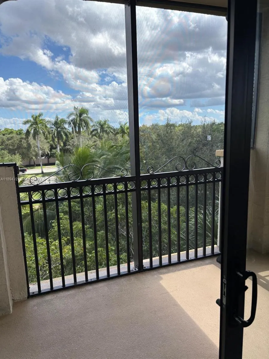 3020 NW 125th Ave, #415