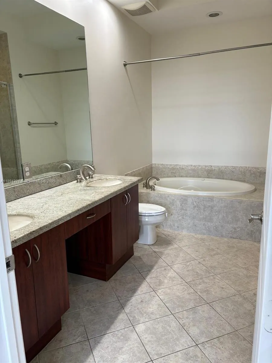 3020 NW 125th Ave, #415