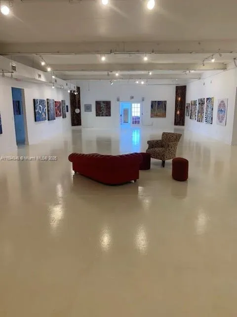 5600 NW 7th Ave