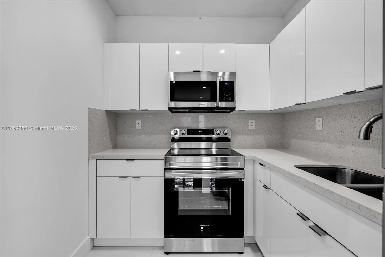 21845 Goulds Ave, #202