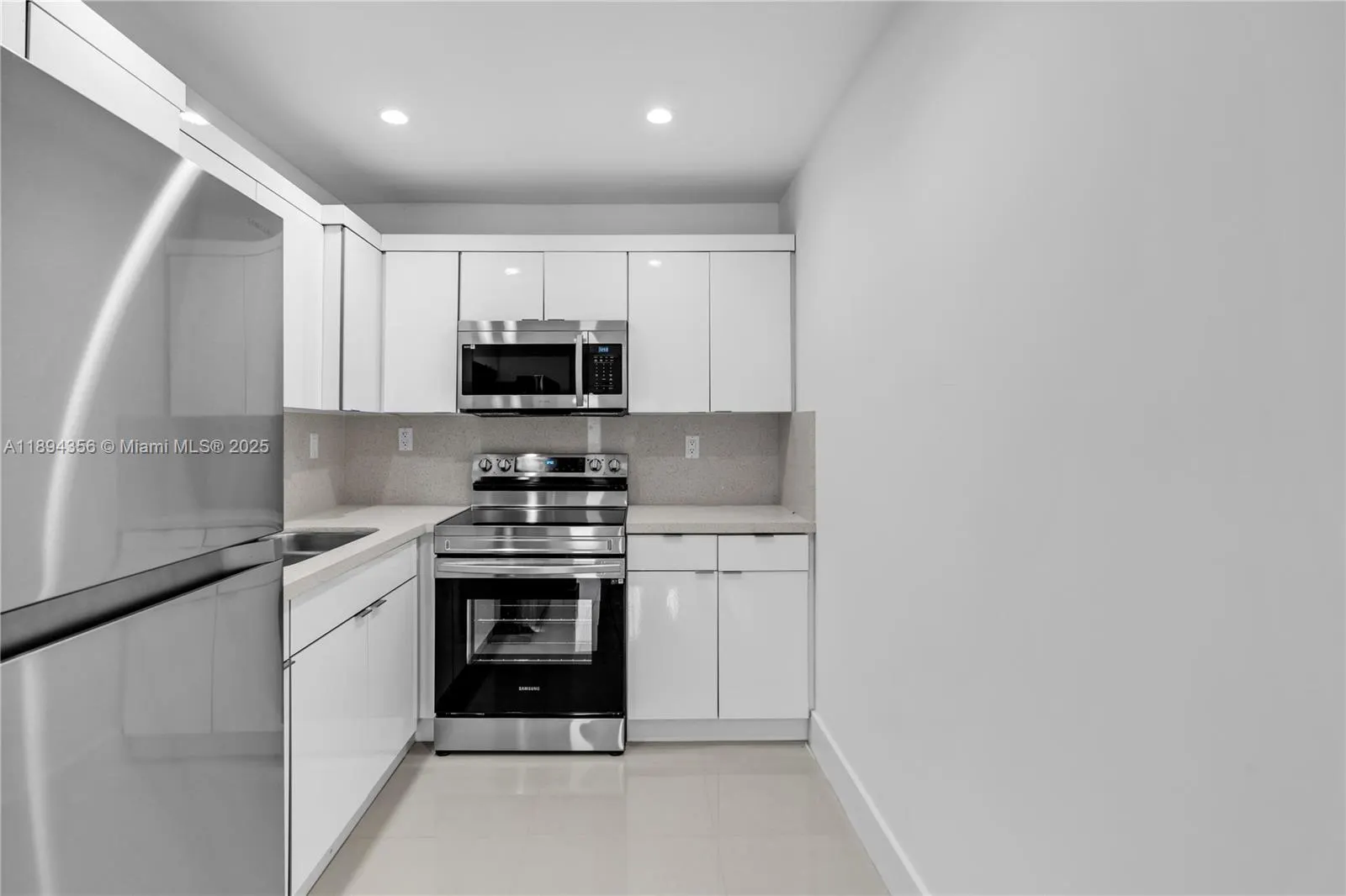 21845 Goulds Ave, #202