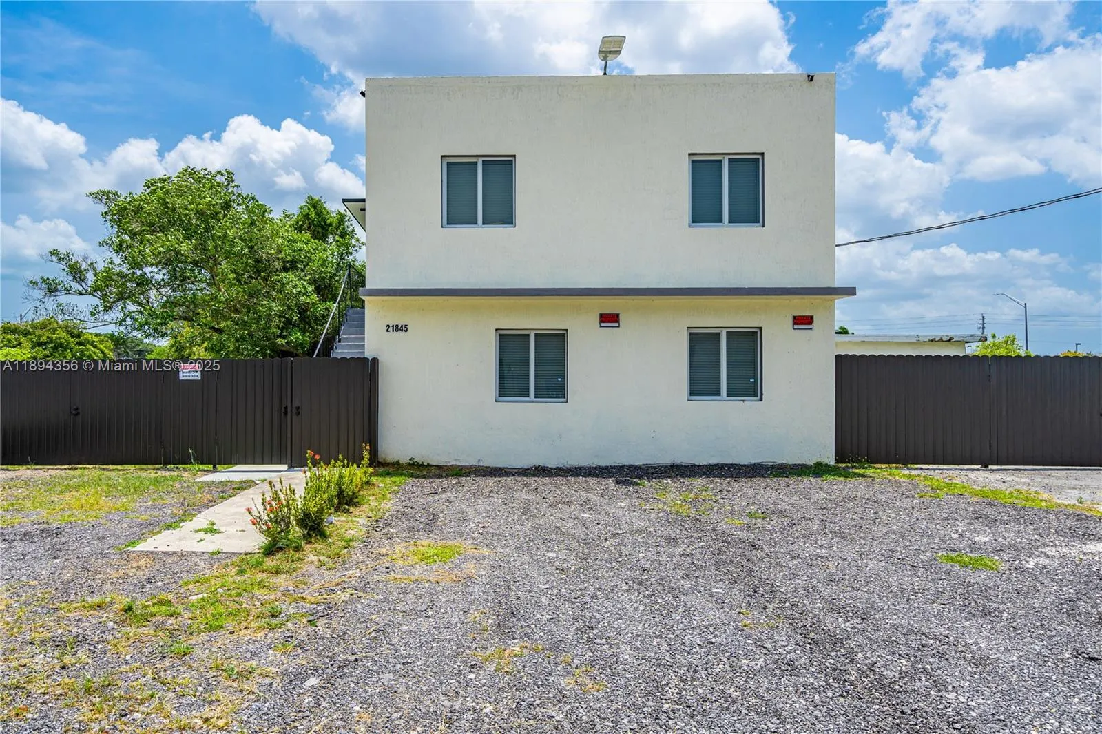 21845 Goulds Ave, #202