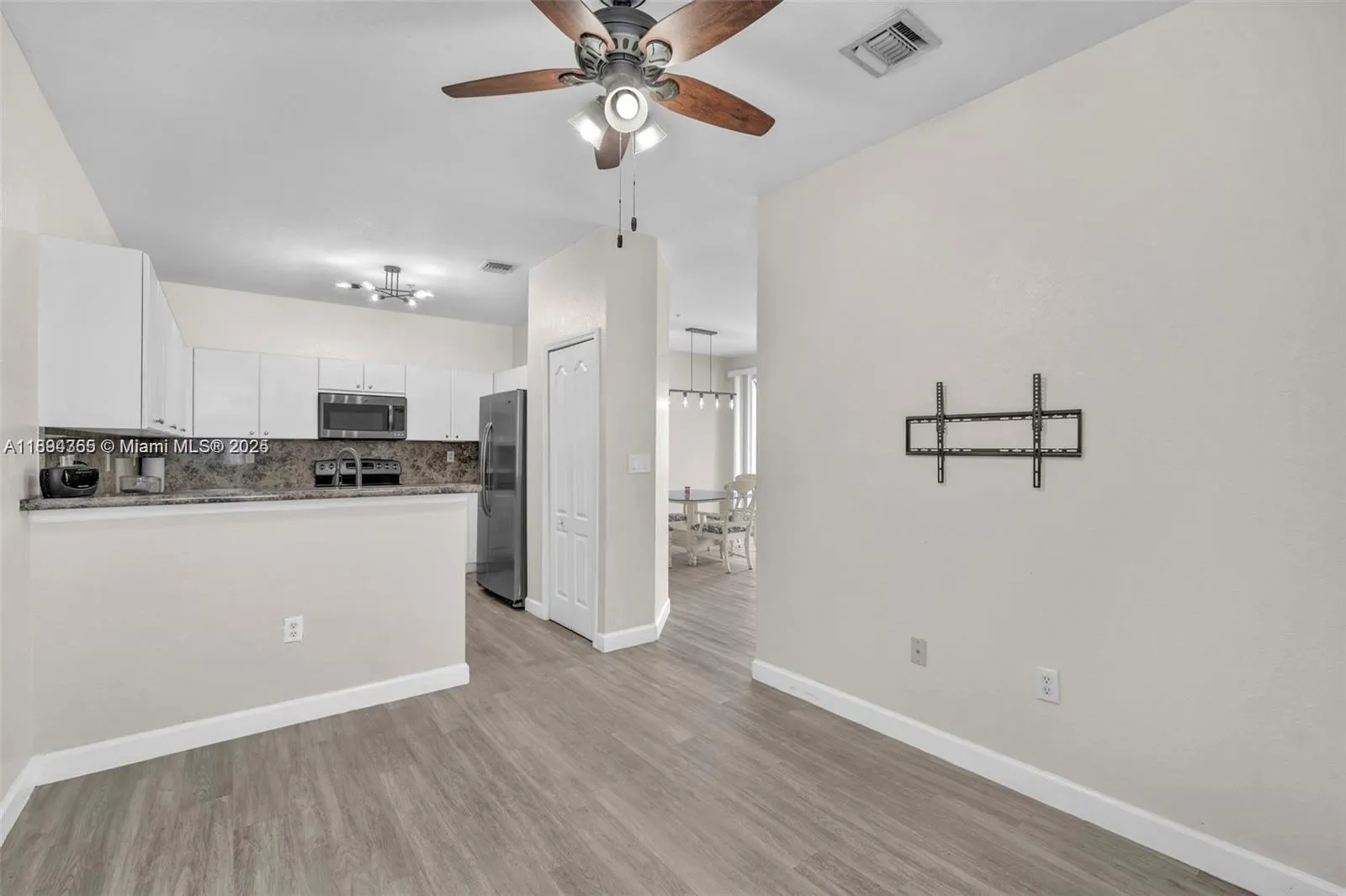 4361 SW 160th Ave, #206