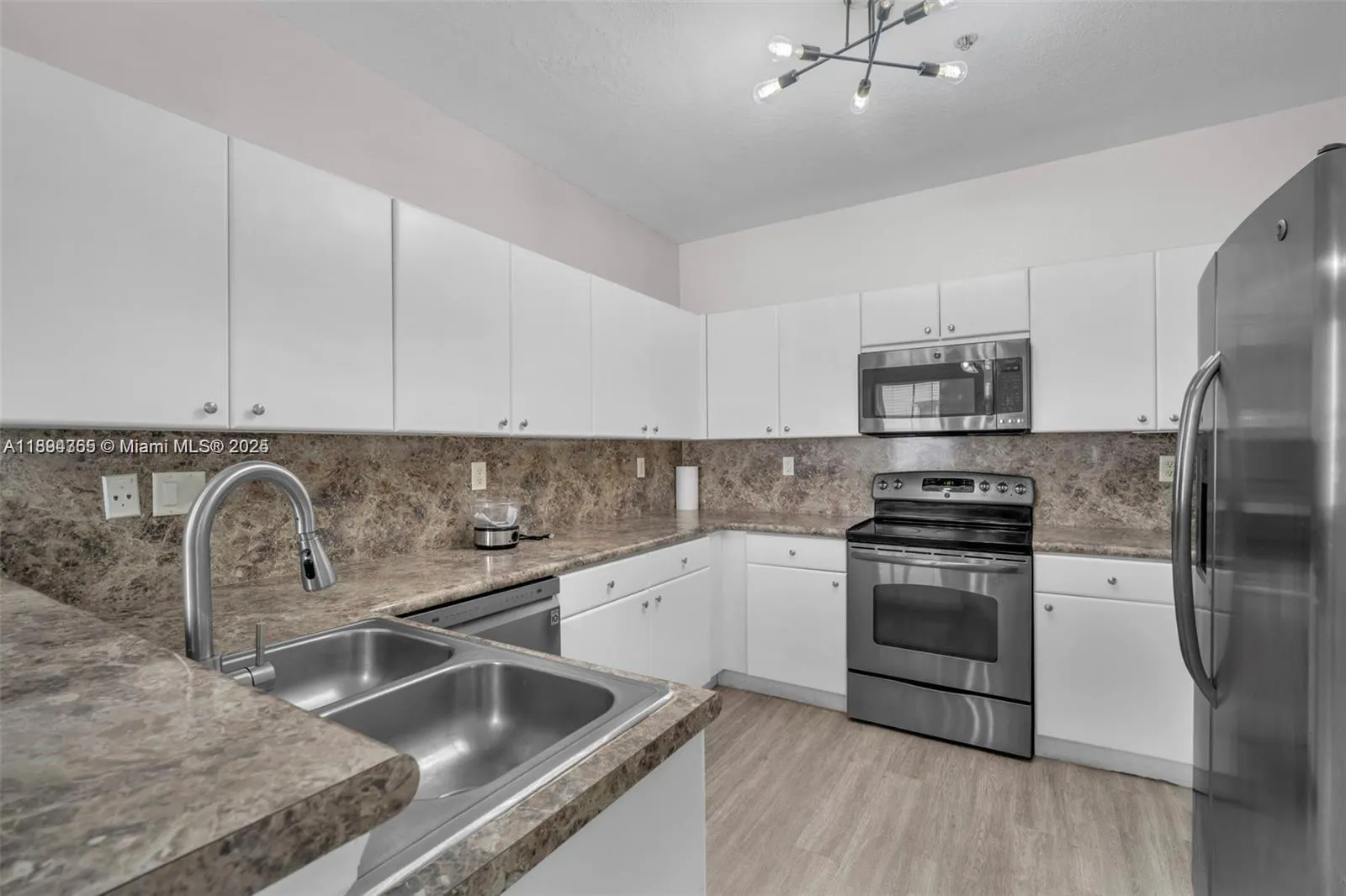4361 SW 160th Ave, #206