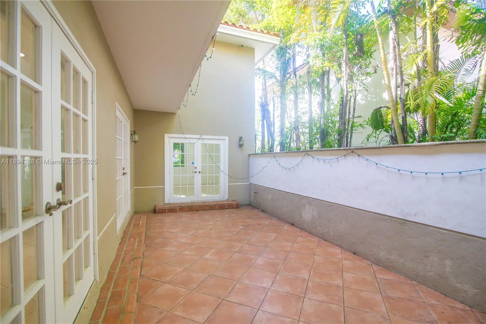 1543 Dorado Ave