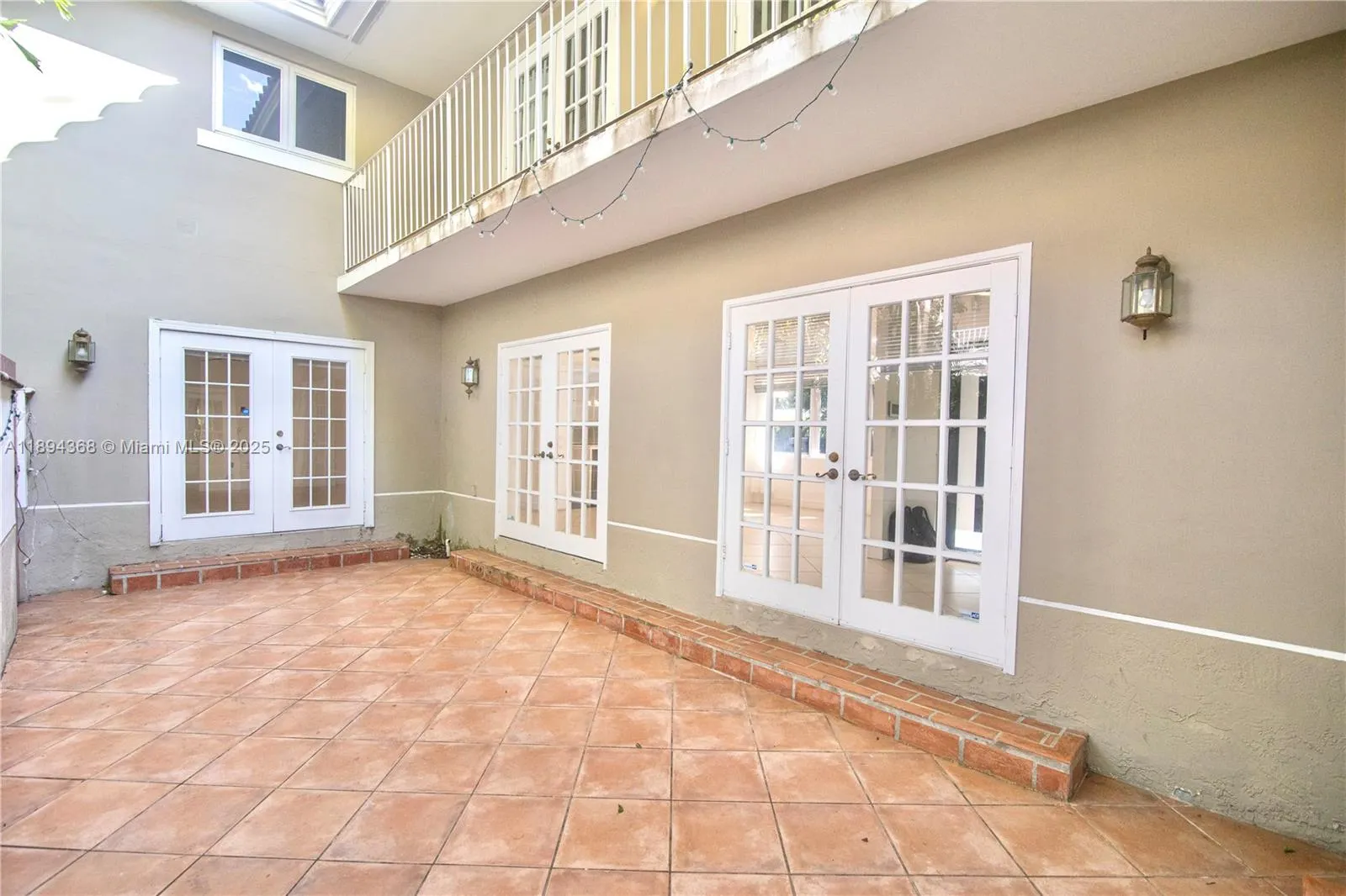 1543 Dorado Ave