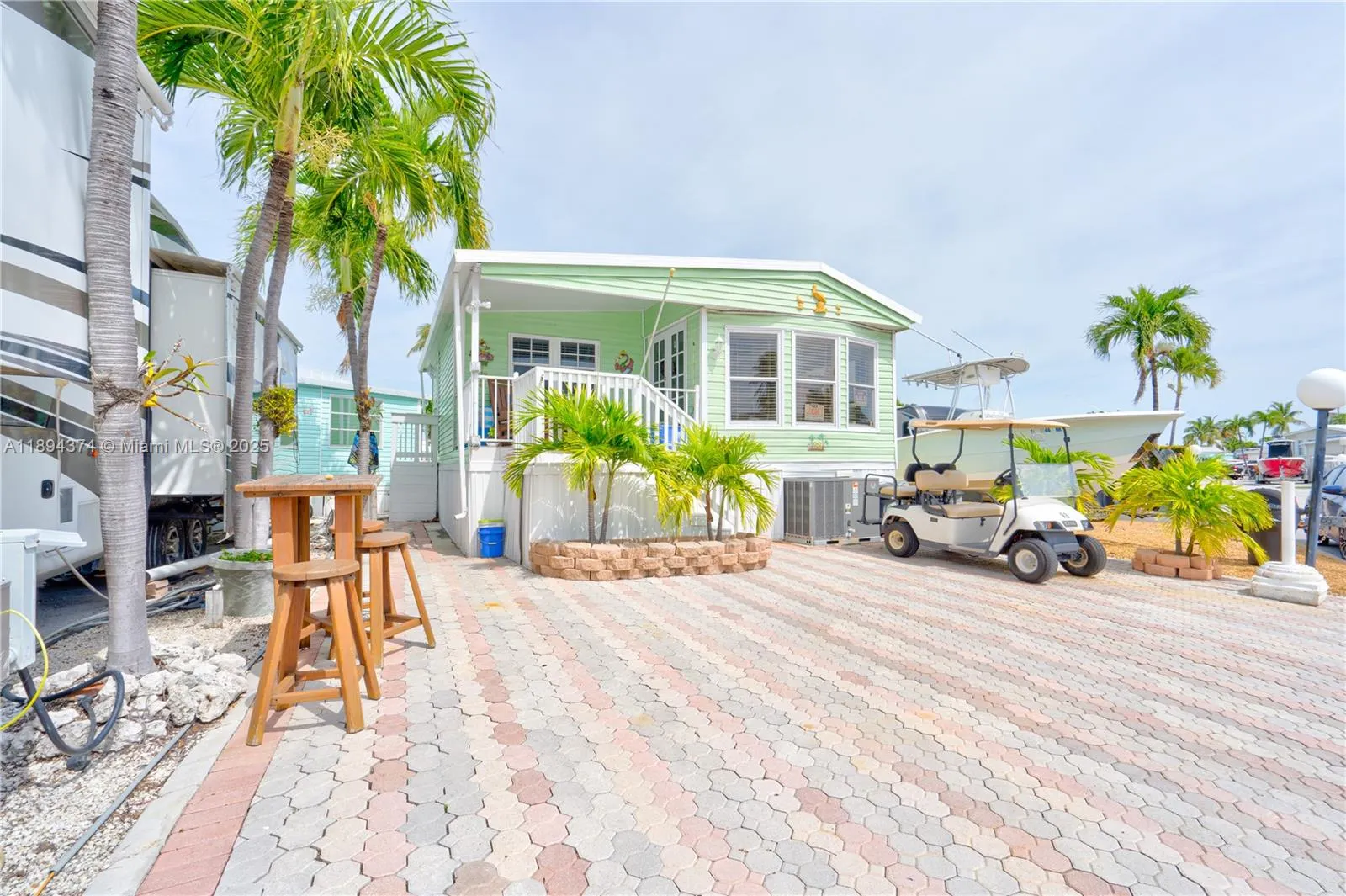 65821 Overseas Highway, #98