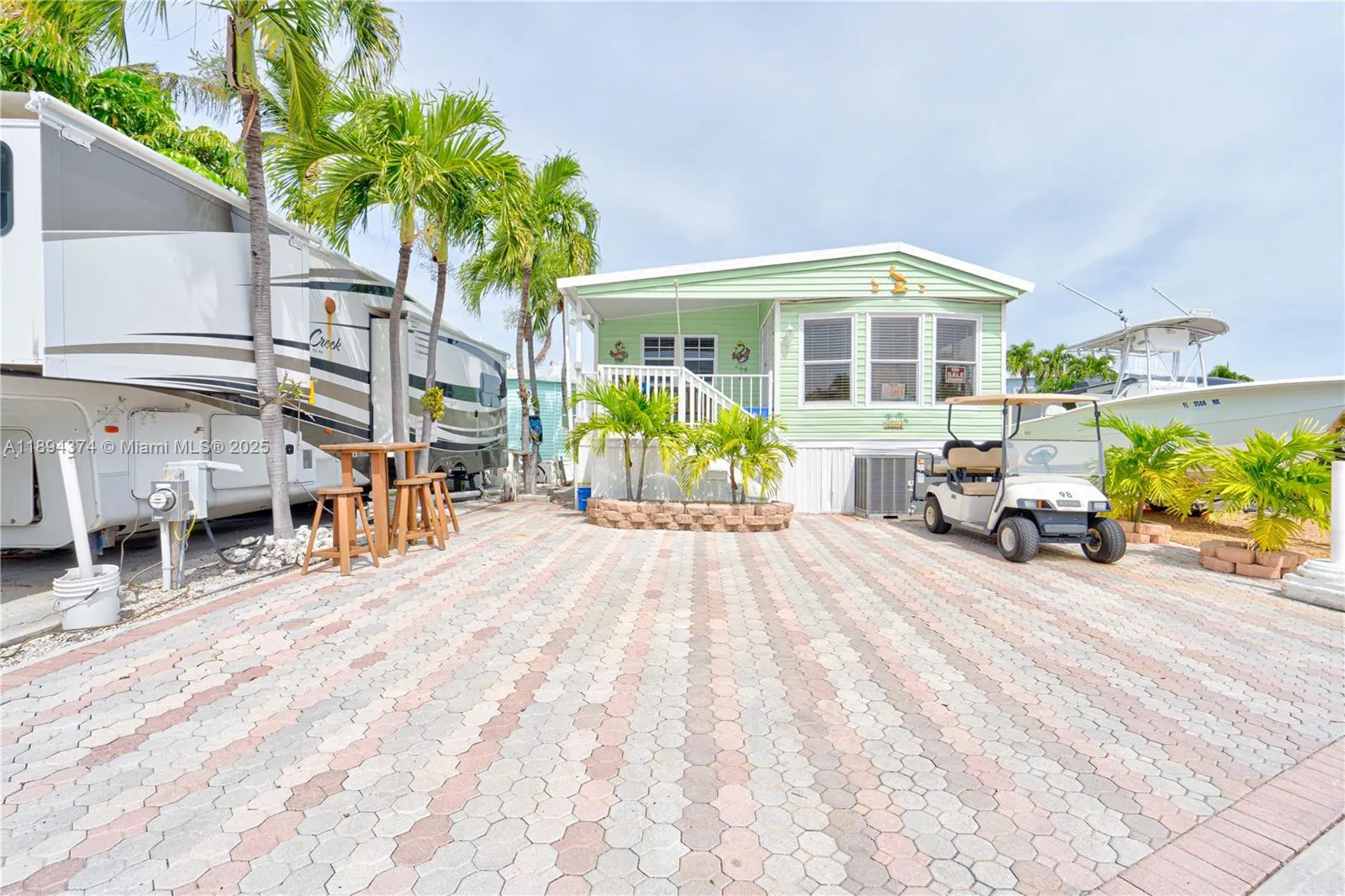 65821 Overseas Highway, #98