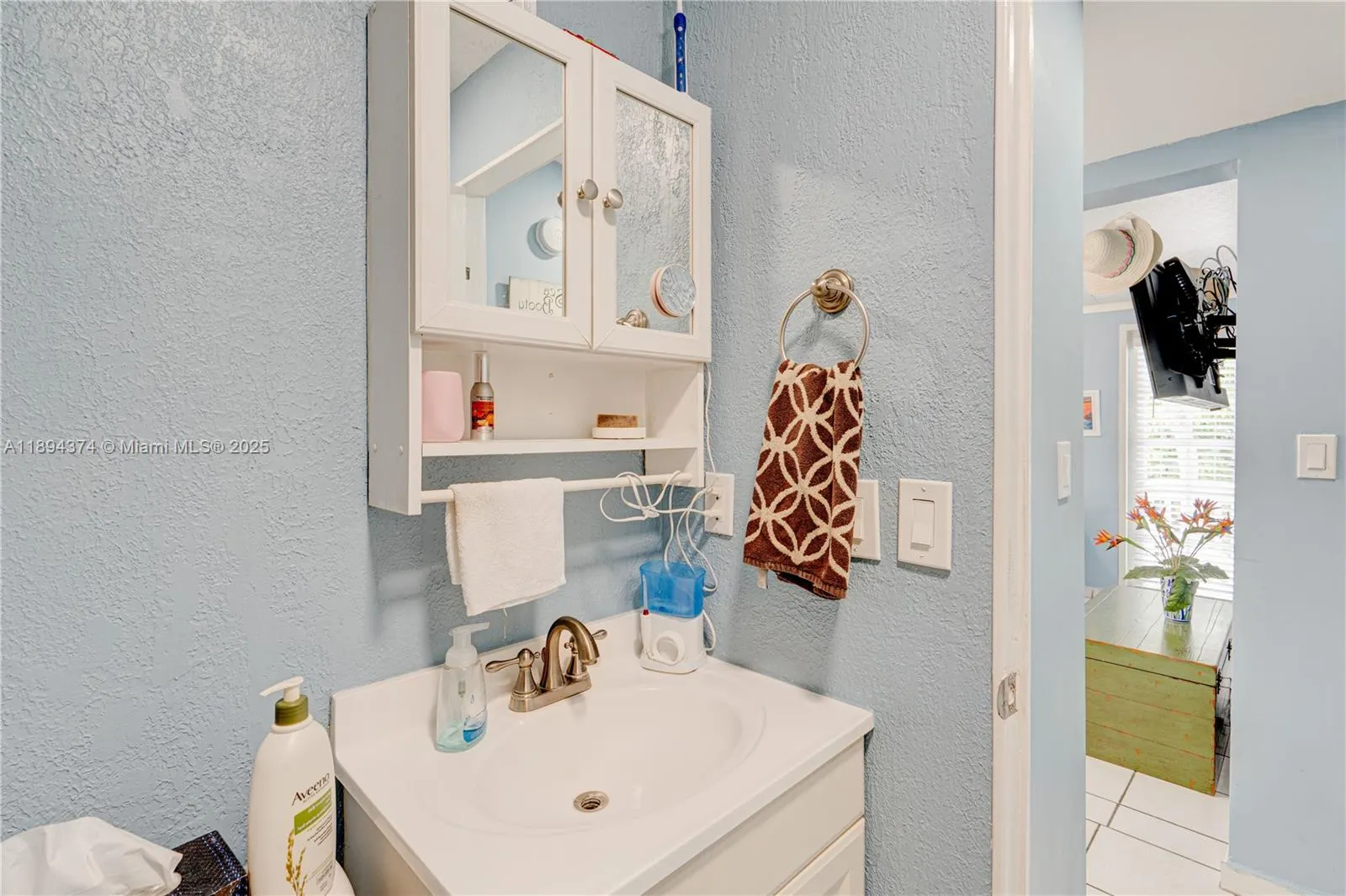 65821 Overseas Highway, #98