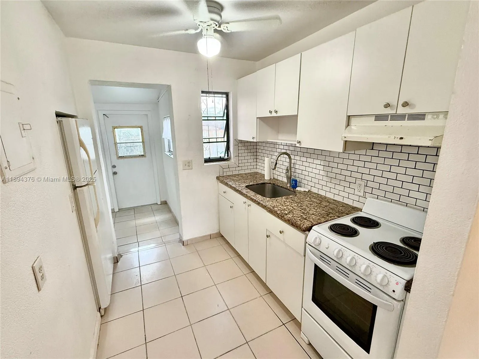3340 NW 19th Ave