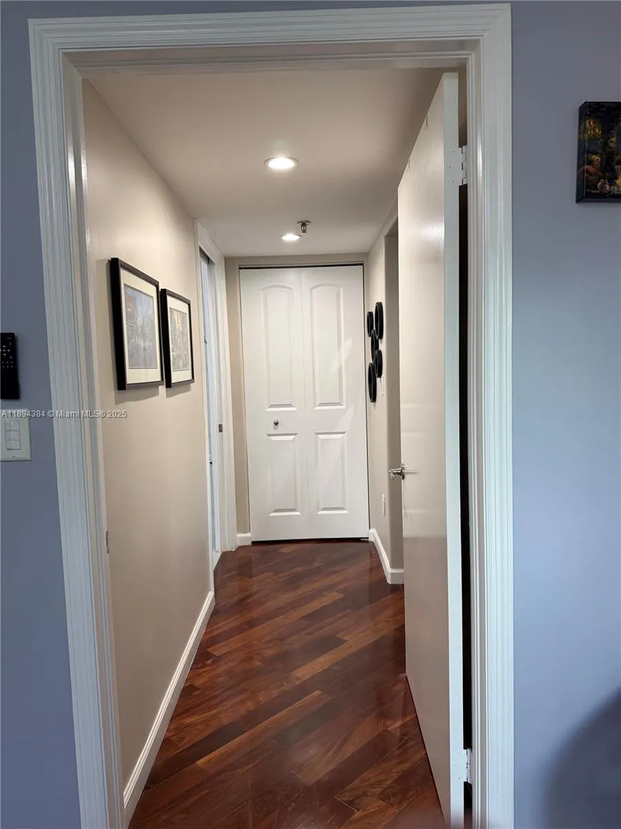 2400 SW 3rd Ave, #204
