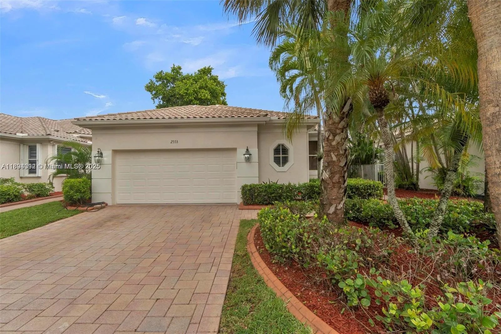 2553 Bay Pointe