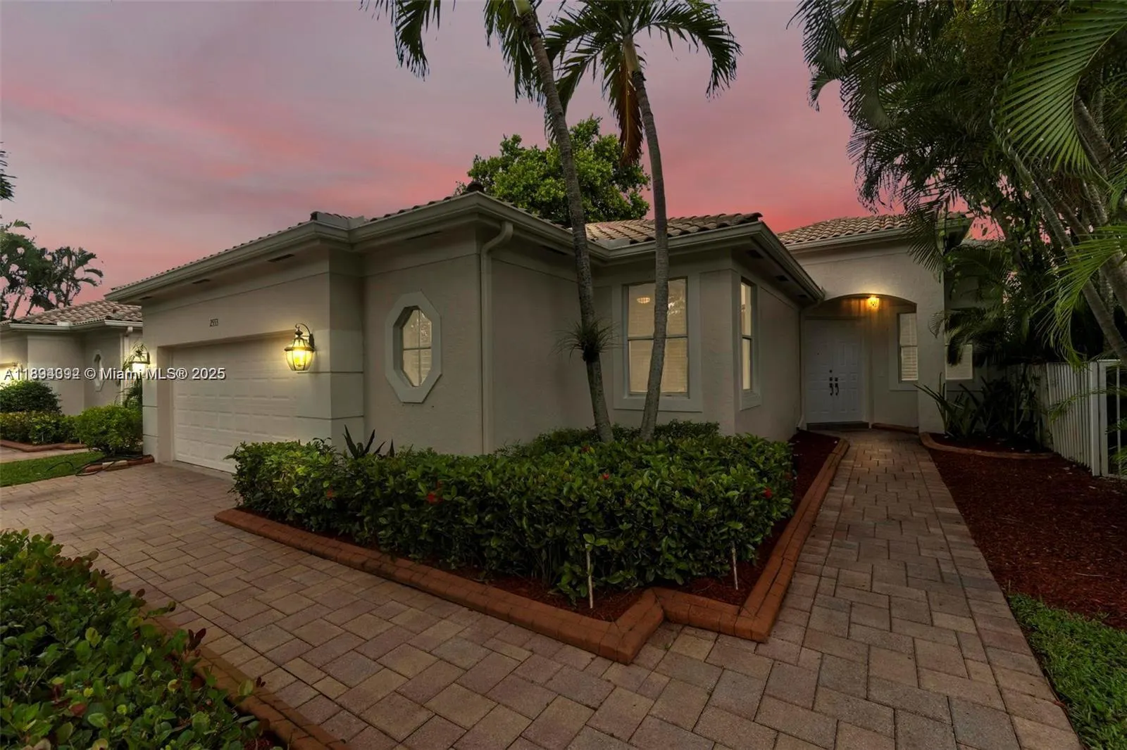 2553 Bay Pointe