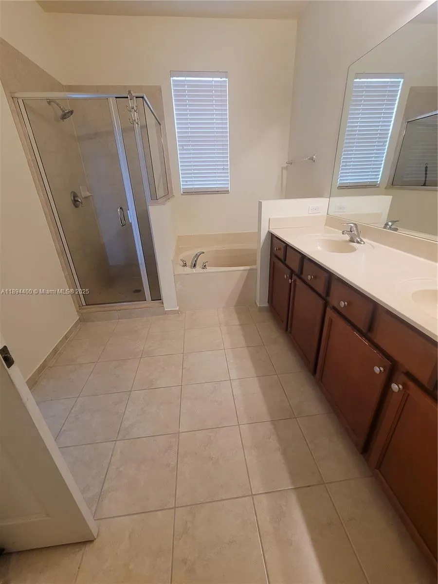 4746 Acadian Trl, #4746