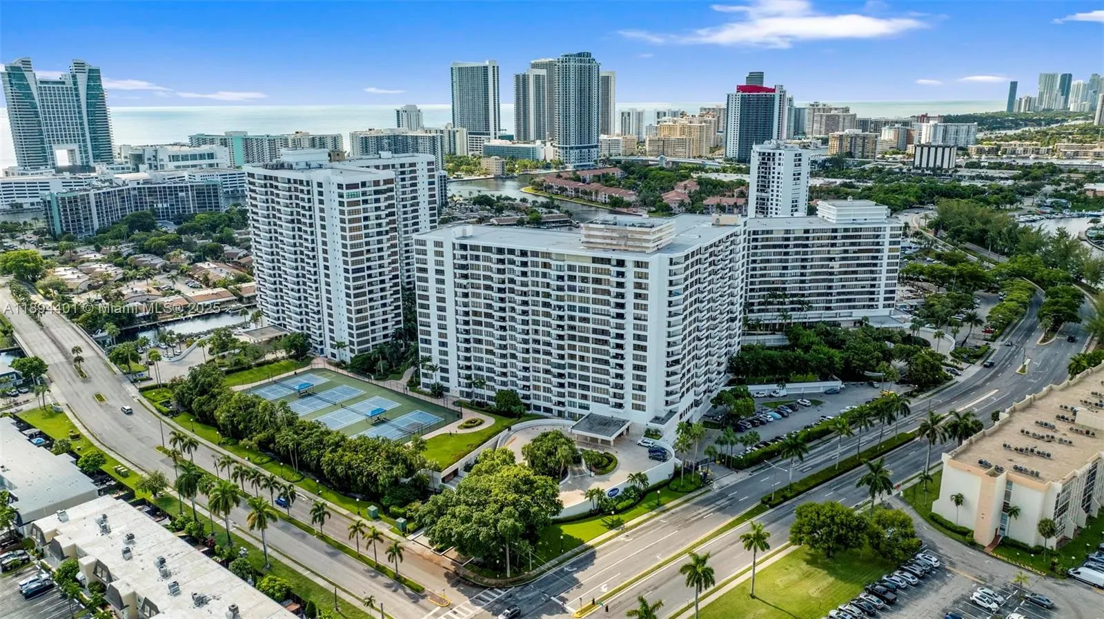 600 Three Islands Blvd, #317