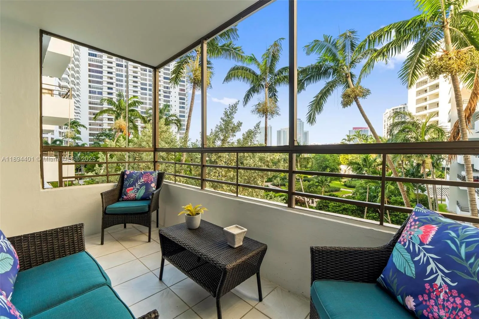 600 Three Islands Blvd, #317