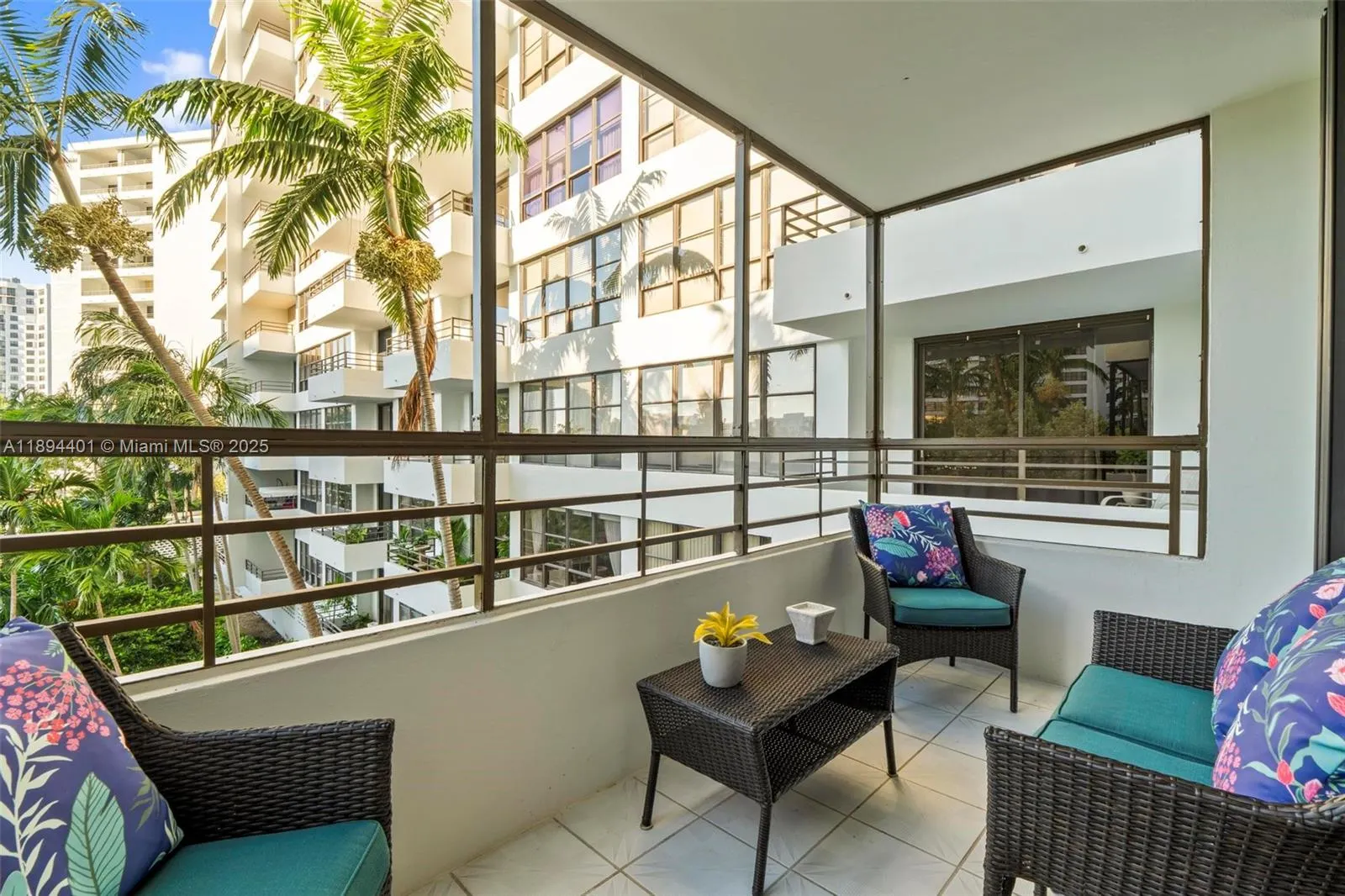 600 Three Islands Blvd, #317