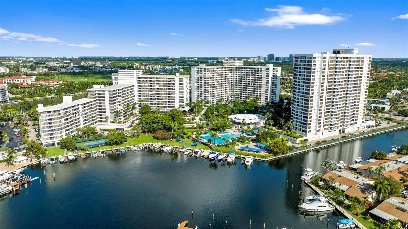 600 Three Islands Blvd, #317