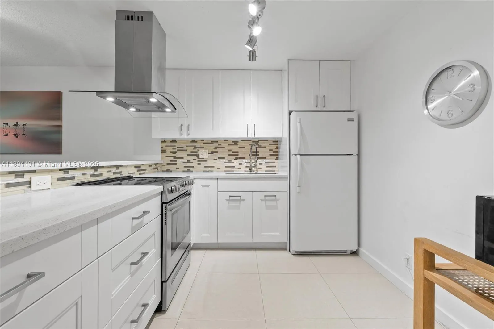 600 Three Islands Blvd, #317