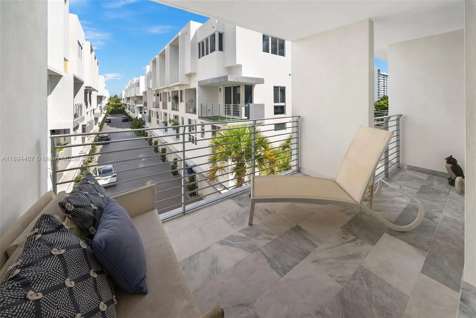 33 N Shore Dr, #33