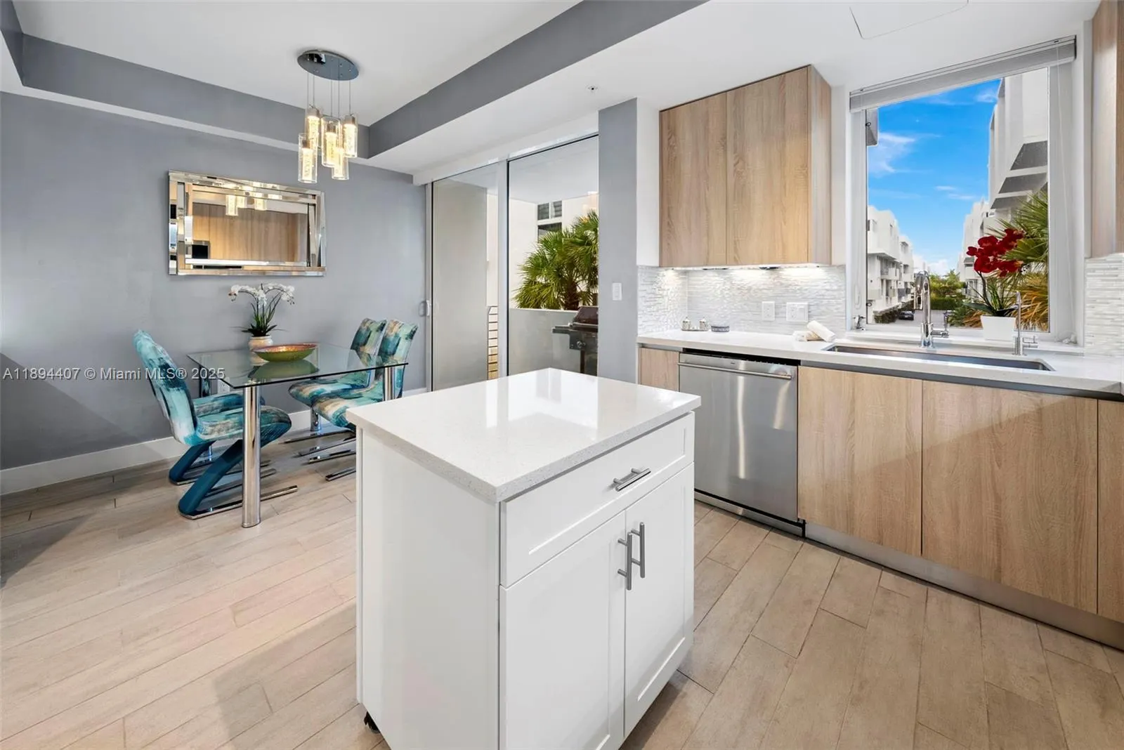 33 N Shore Dr, #33
