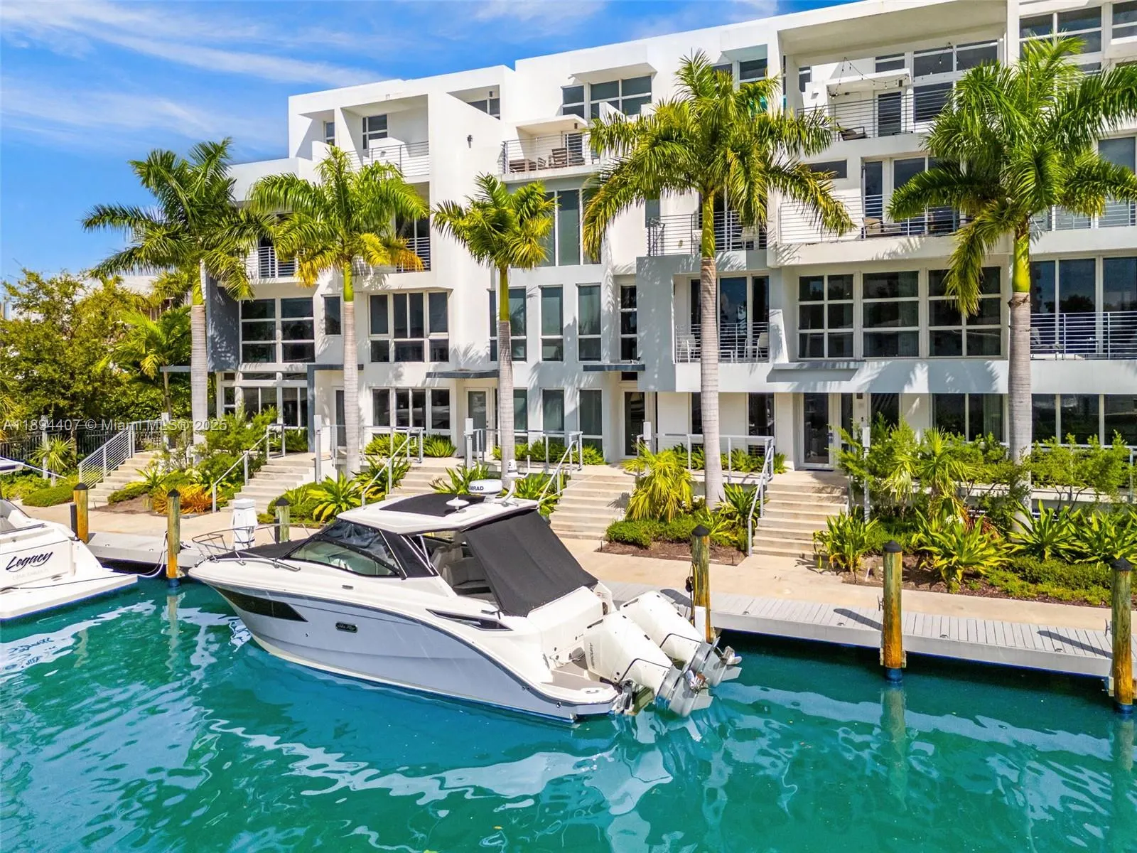 33 N Shore Dr, #33