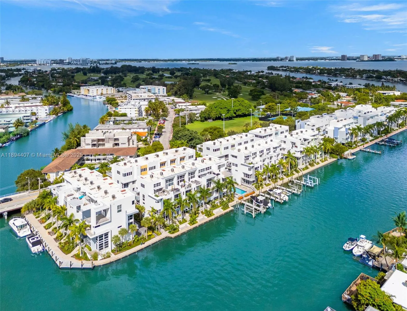 33 N Shore Dr, #33
