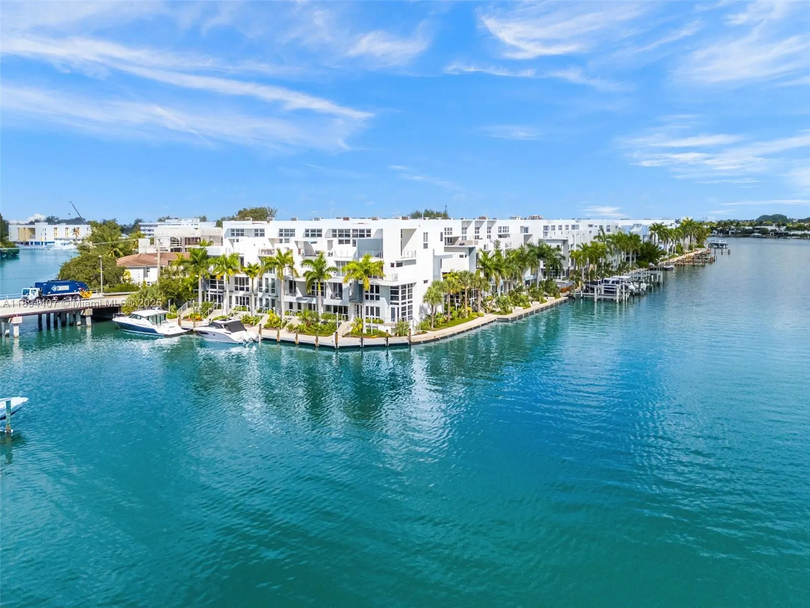 33 N Shore Dr, #33
