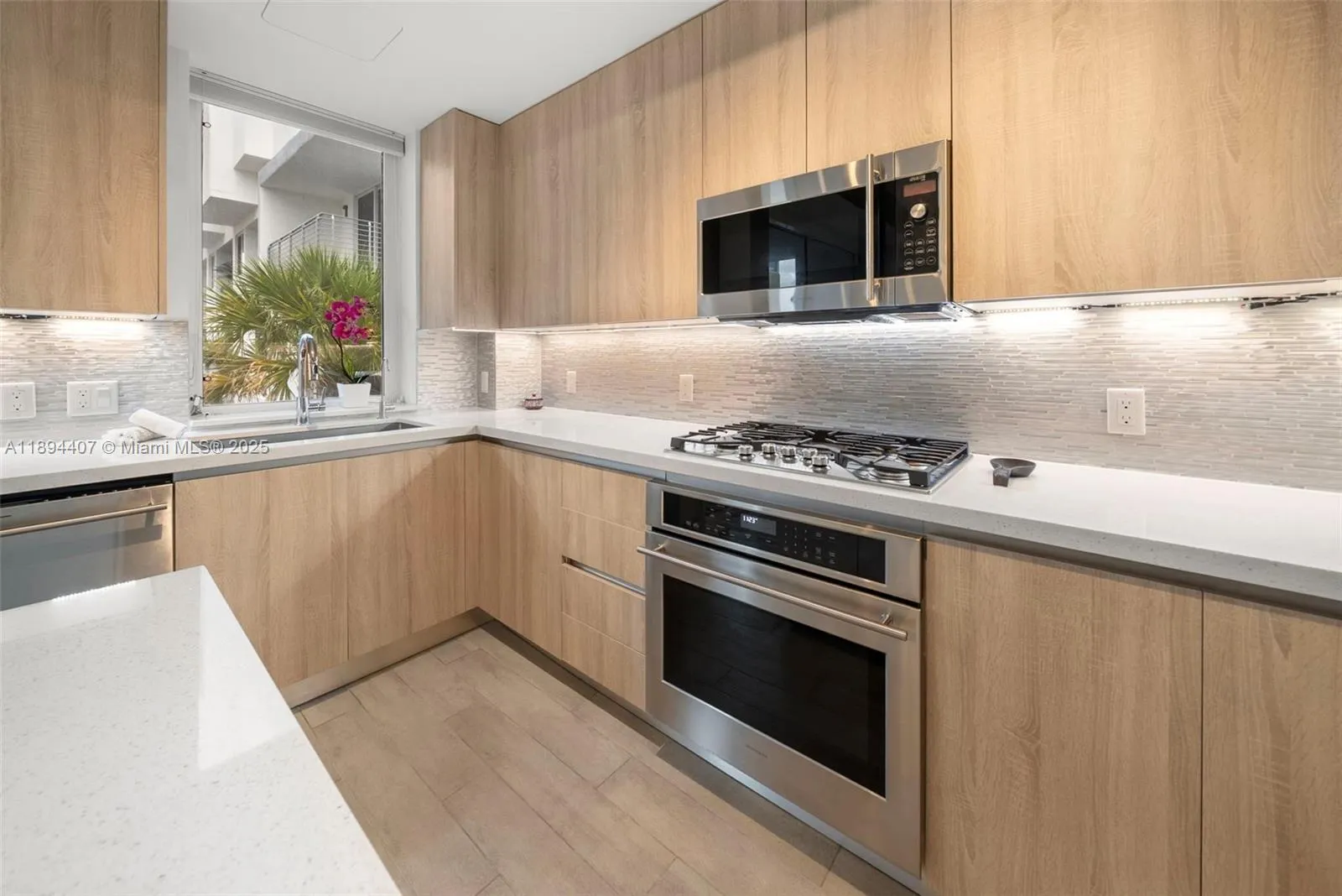 33 N Shore Dr, #33