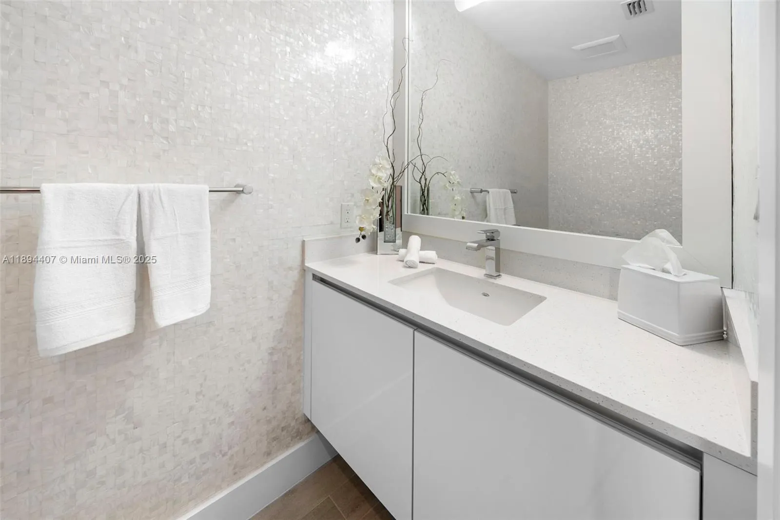 33 N Shore Dr, #33