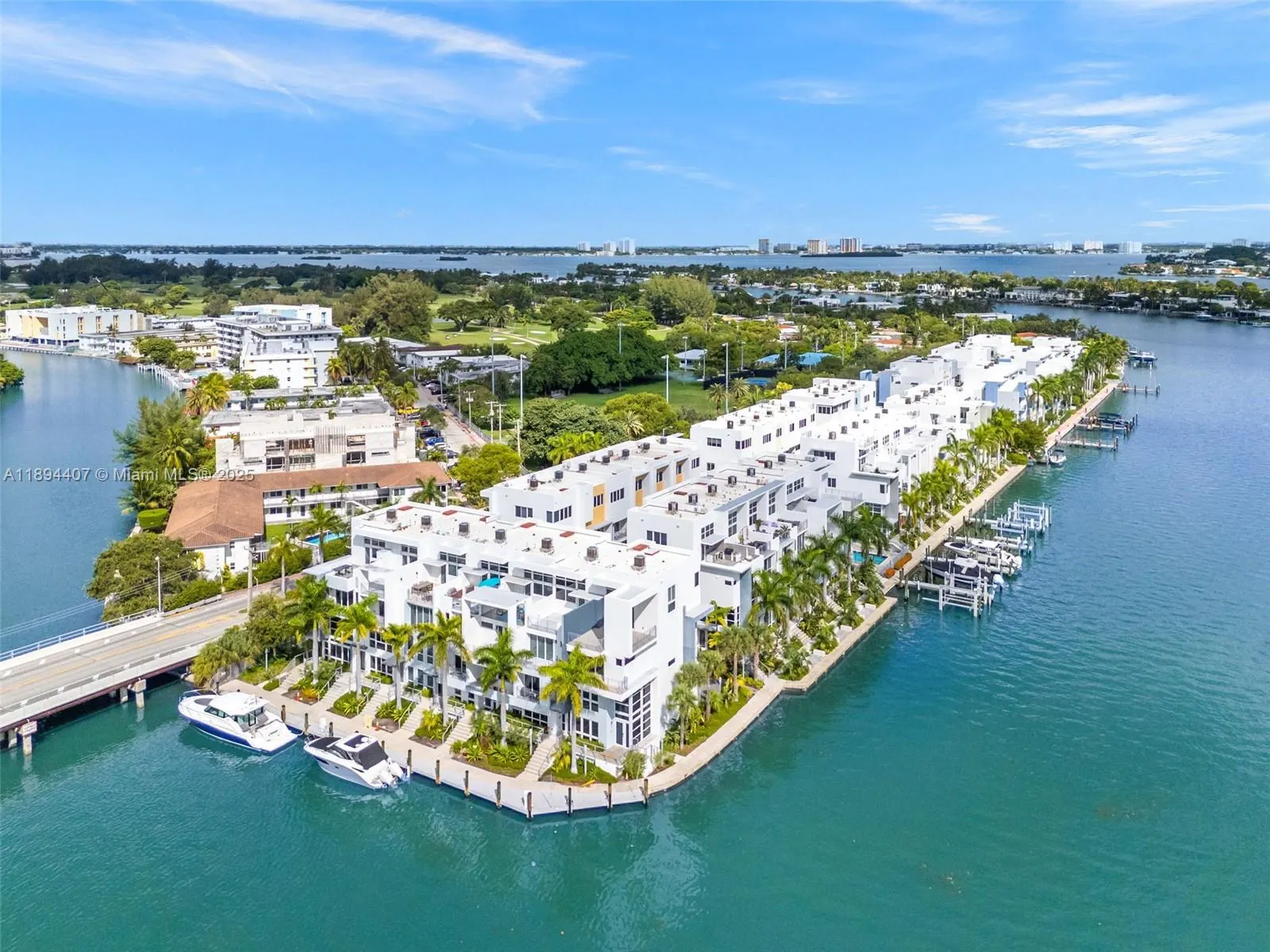 33 N Shore Dr, #33