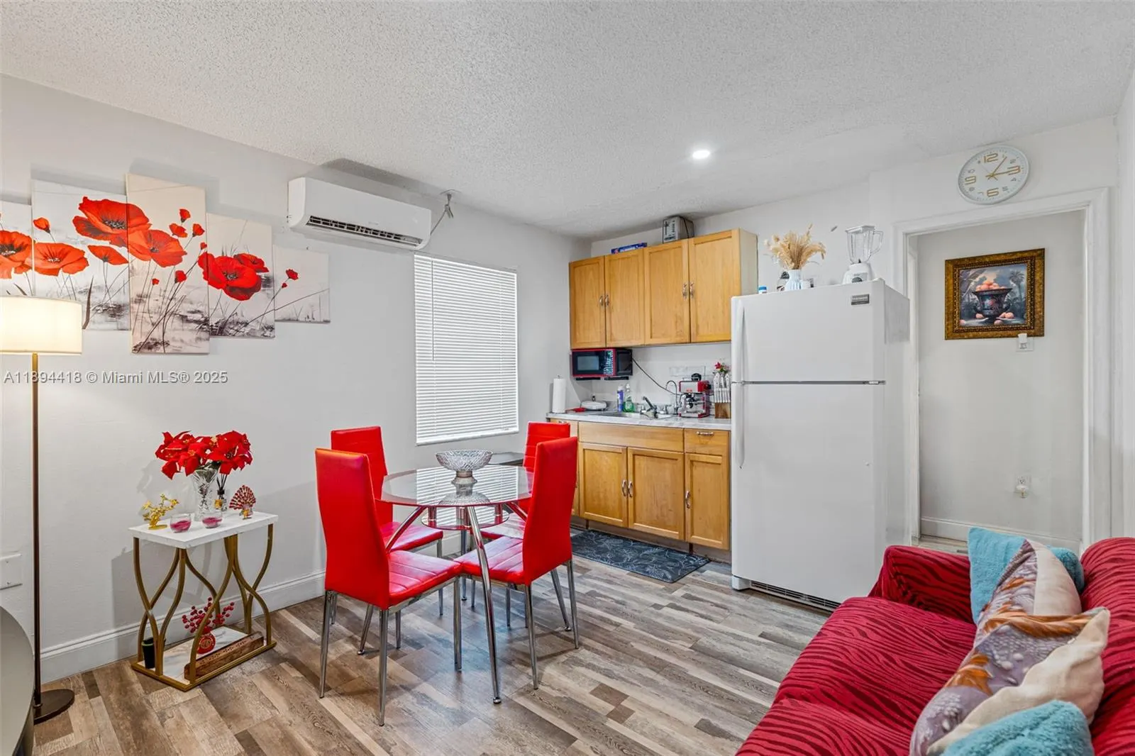 13 NW 108th Ct