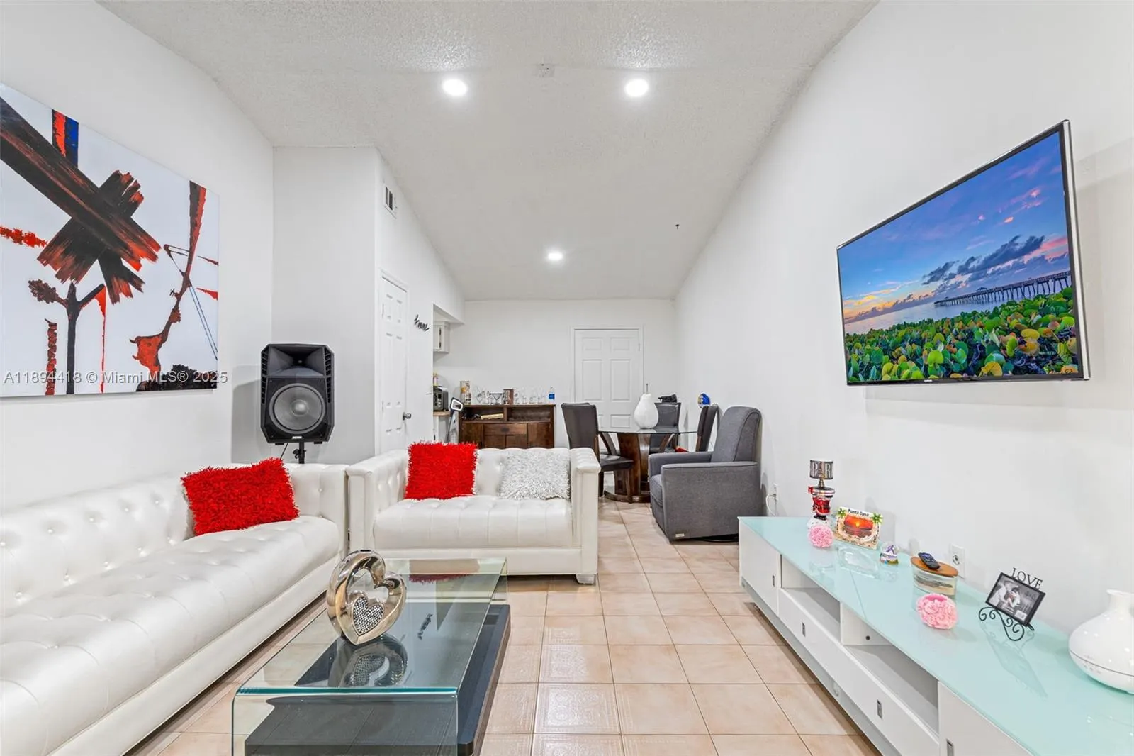 13 NW 108th Ct
