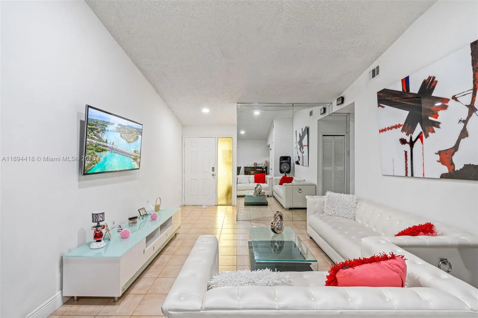 13 NW 108th Ct