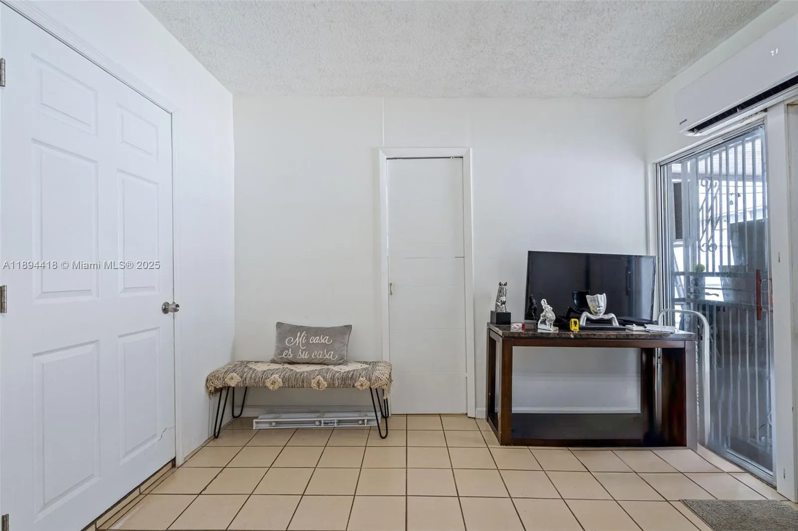13 NW 108th Ct