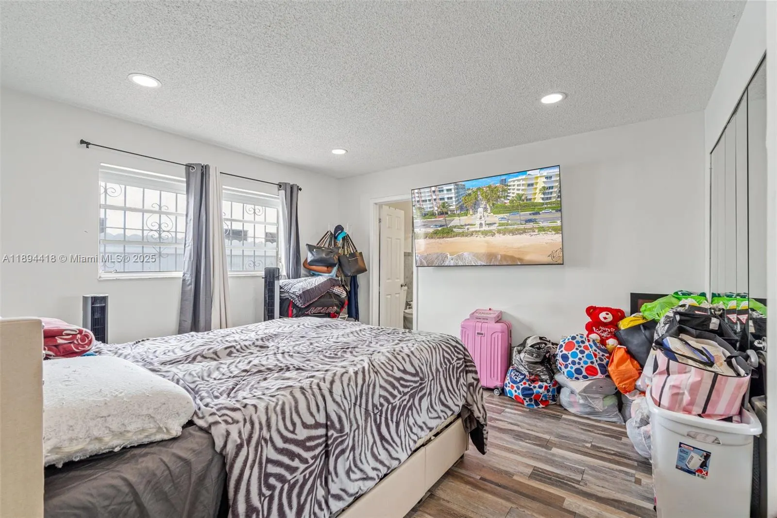 13 NW 108th Ct