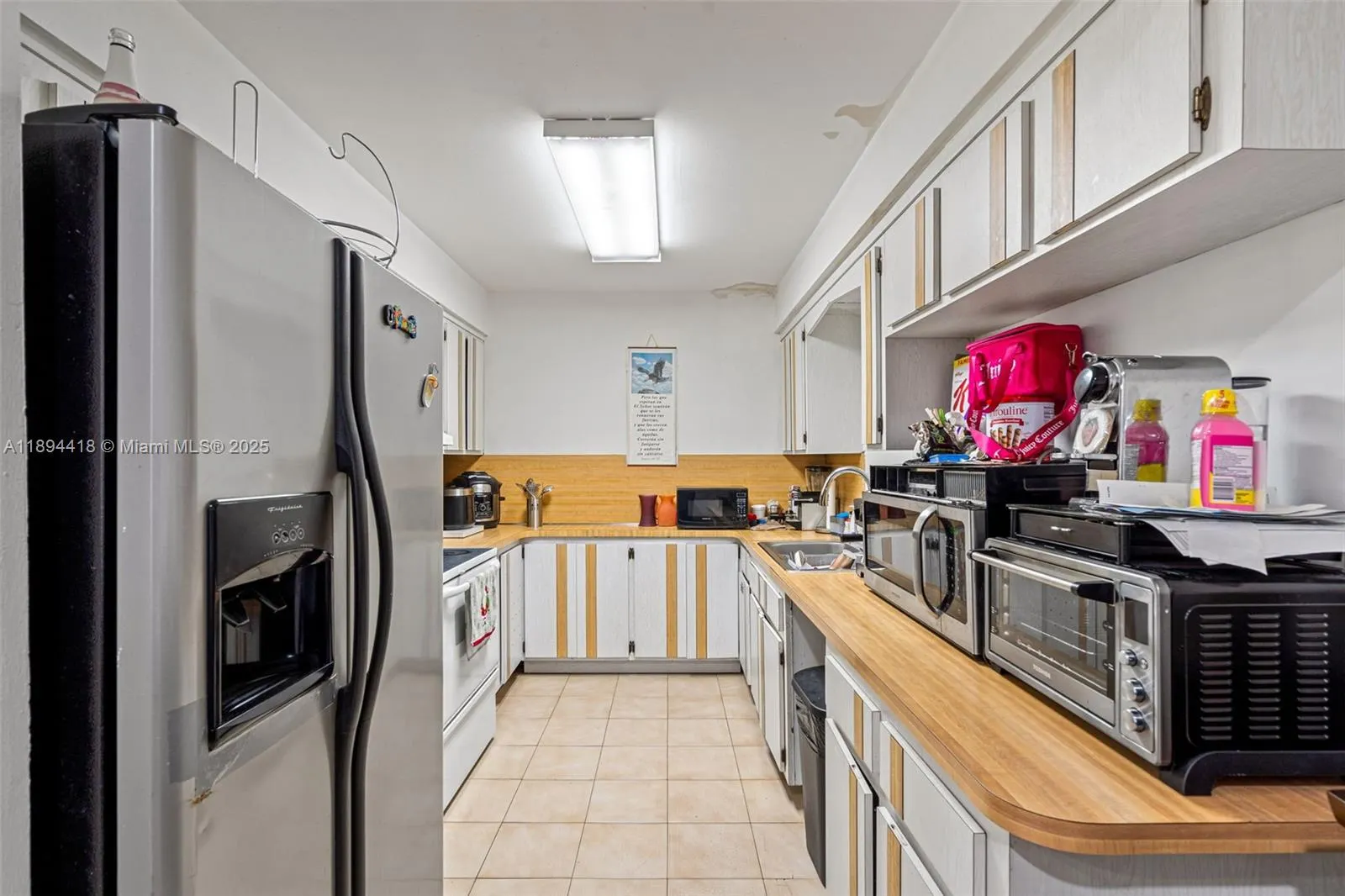 13 NW 108th Ct